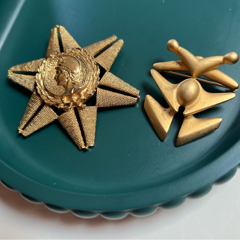 VintageβGreek Revival Star of David MCM modernist Brutalist Brooch 2 PieceβLot